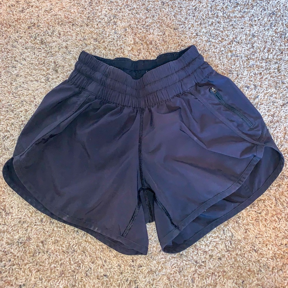 Lululemon Tracker V Shorts 4”